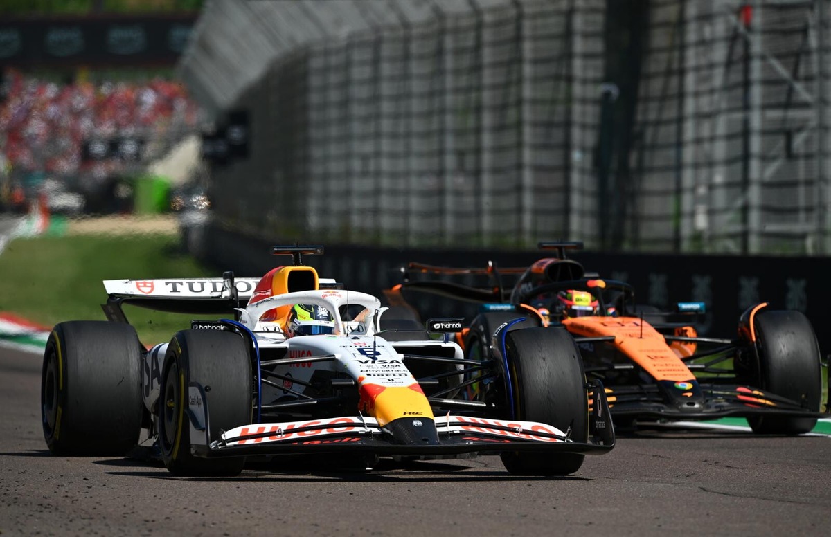 F1, la classifica Costruttori dopo Imola: Ferrari recupera su Mercedes