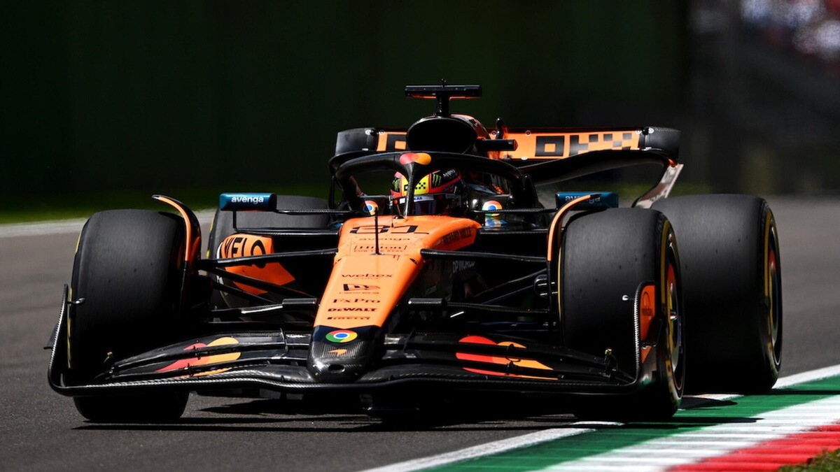 Super McLaren in Spagna? Stella cauto sulle curve veloci di Barcellona