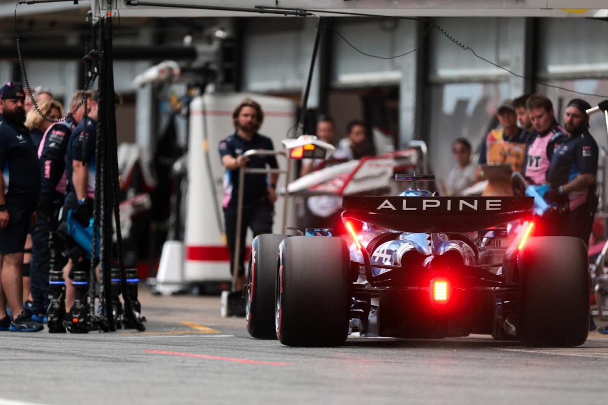 F1, la classifica team dopo il GP di Spagna: Ferrari doppio sorpasso su Red Bull e Mercedes