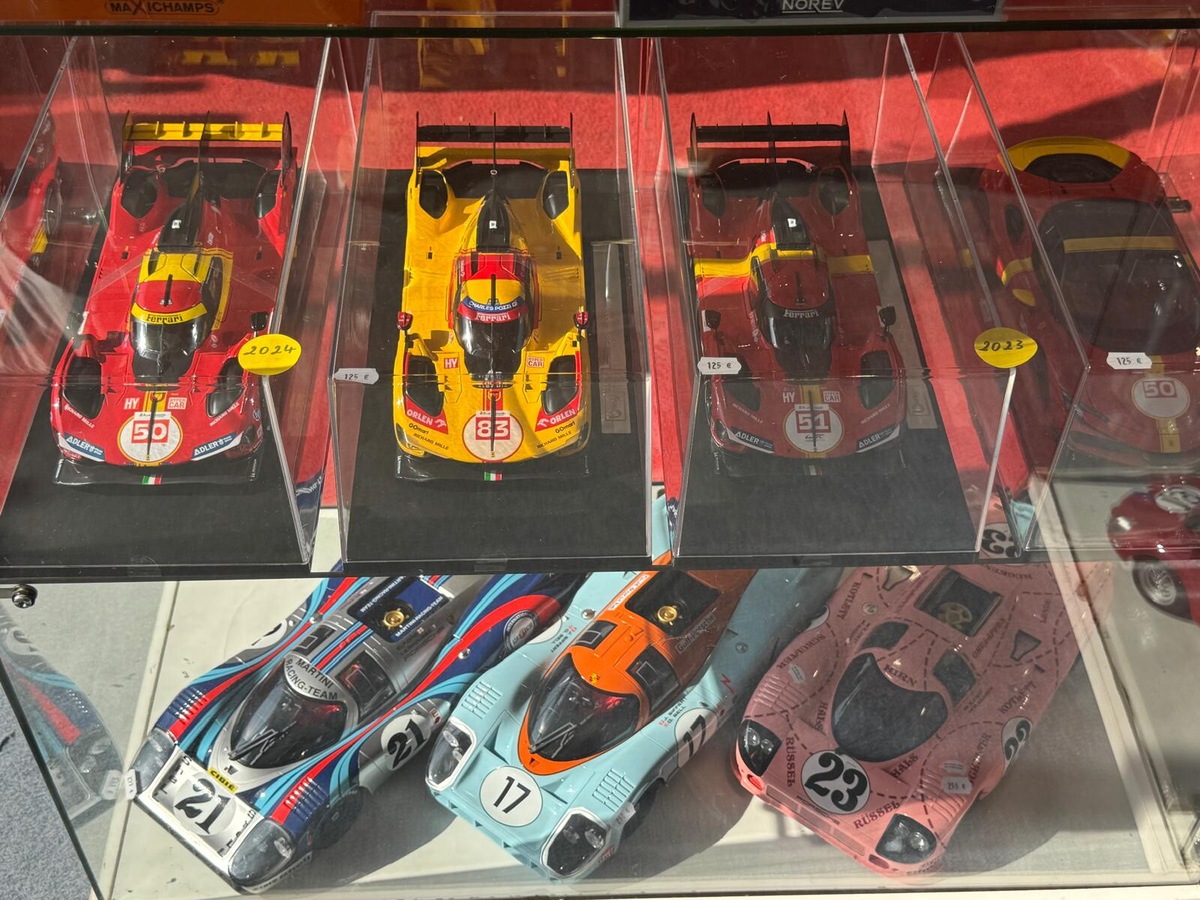 Le Mans, le foto del paddock