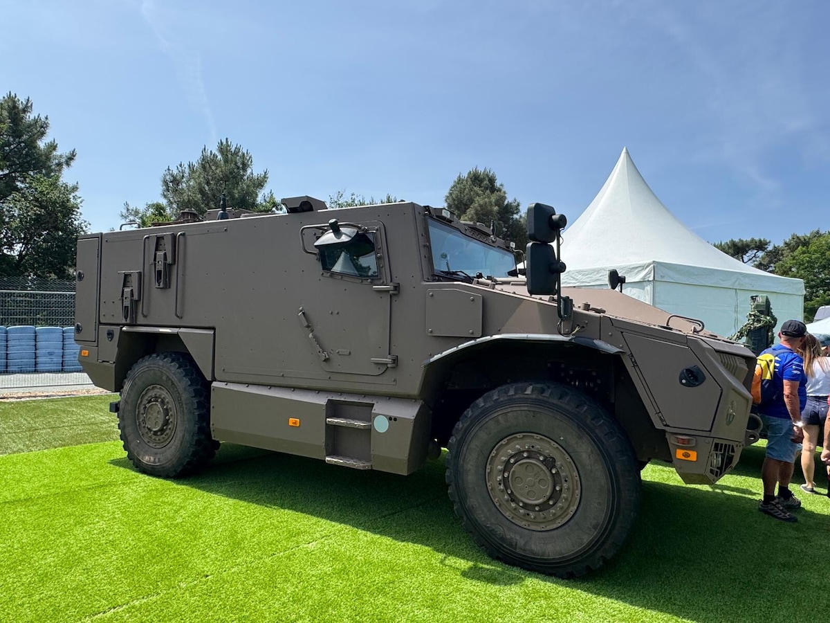 Le Mans, le foto del paddock