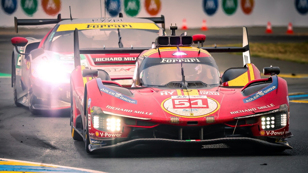 Le Ferrari spingono, la Porsche insegue