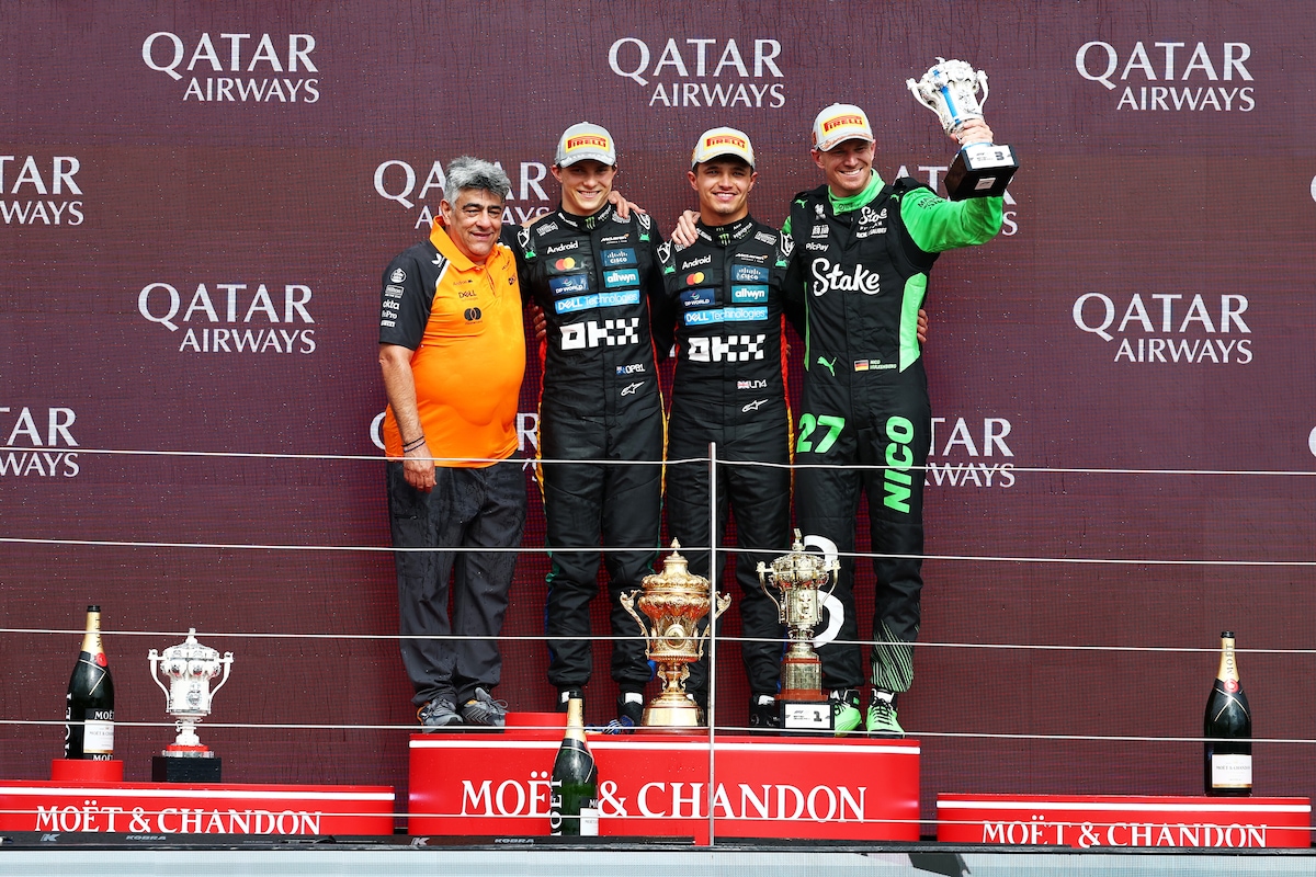 Lego sale sul podio a Silverstone: i trofei interamente realizzati in mattoncini