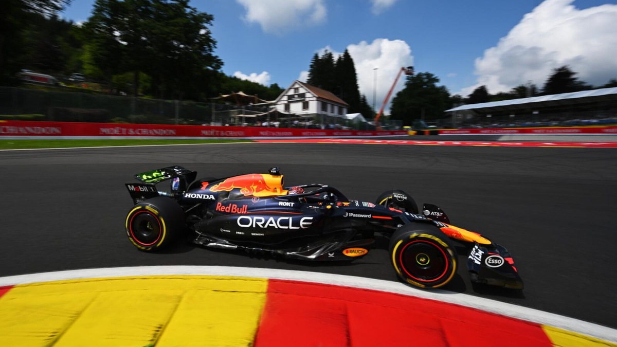 Verstappen: "Fatti 15 giri da qualifica, è solo una sprint ma vale molto"