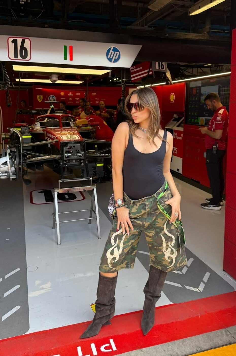 Sarah Toscano, Rose Villain, Stash e gli altri: i VIP della musica italiana al GP di Monza F1