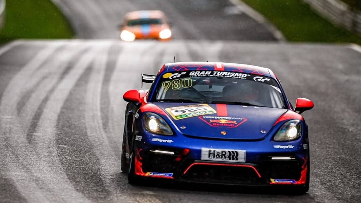 Verstappen, missione compiuta: "Voglio correre più spesso al Nurburgring"