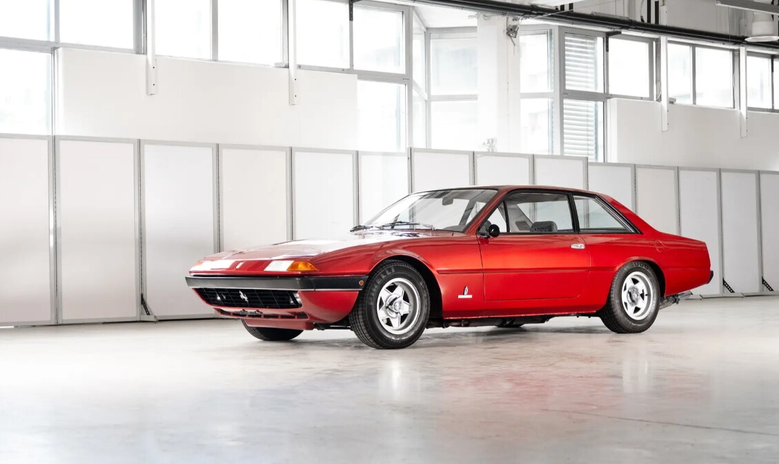 Dall’argento al rosso: la Ferrari di Lauda all’asta per oltre 200mila euro