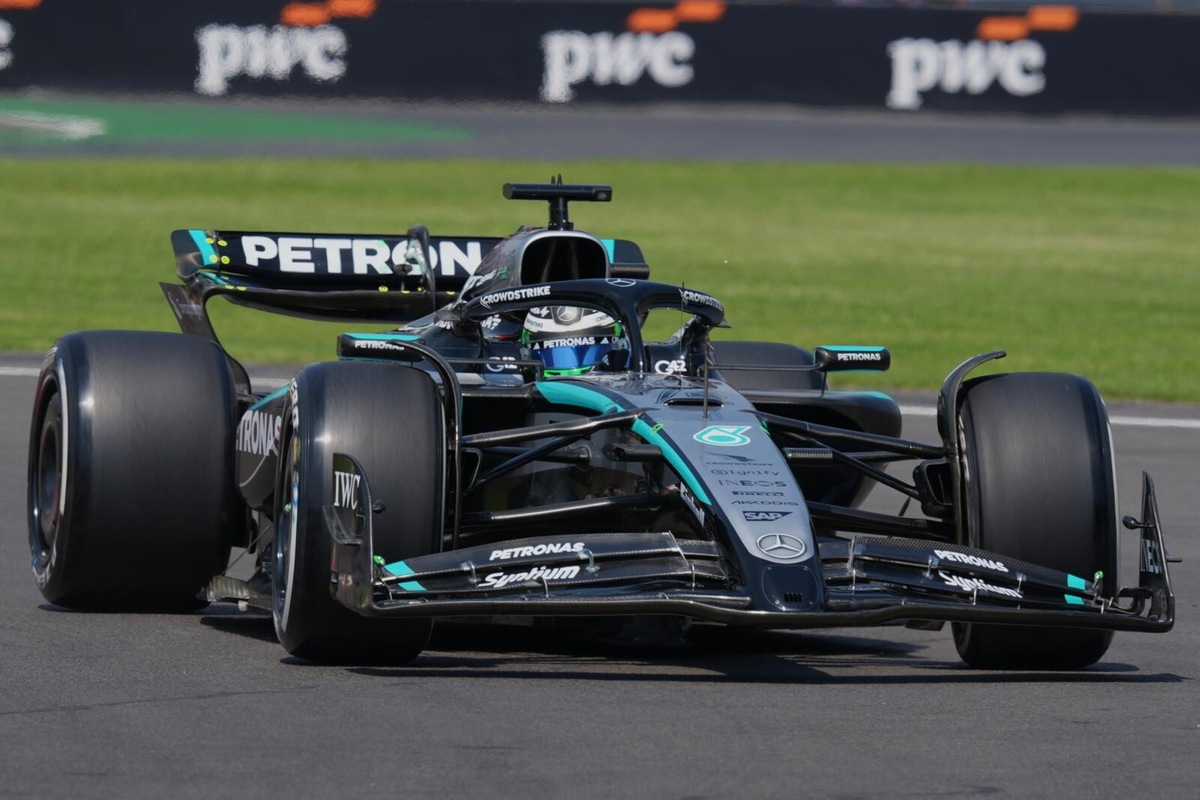 Colpo Ferrari: Leclerc in prima fila, Hamilton terzo. Ecco la griglia di partenza del GP del Messico