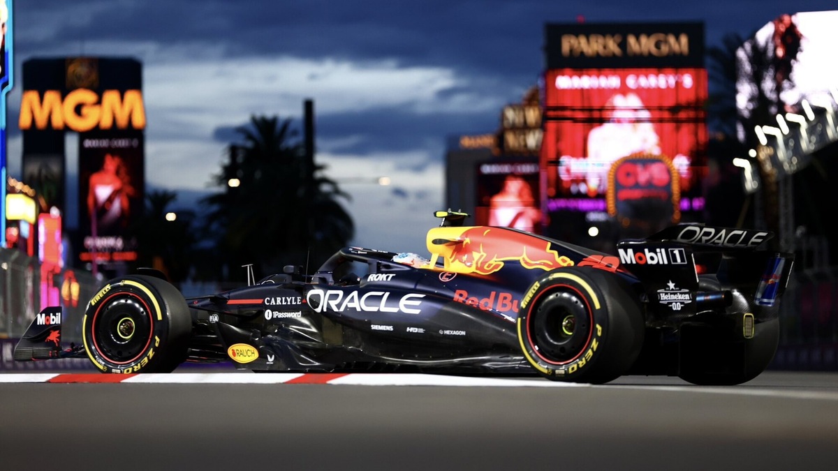 Verstappen: "Gran bel passo, macchina ok. Titolo? Vedremo ad Abu Dhabi"