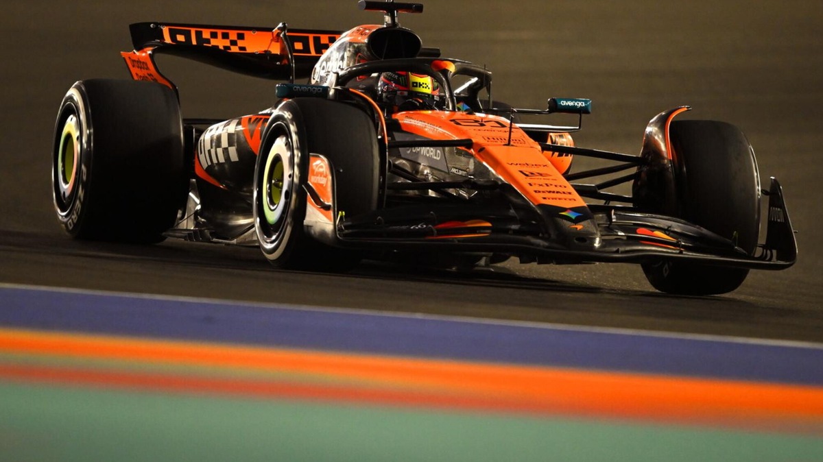 GP Qatar, FP1: 1-2 McLaren, comanda Piastri