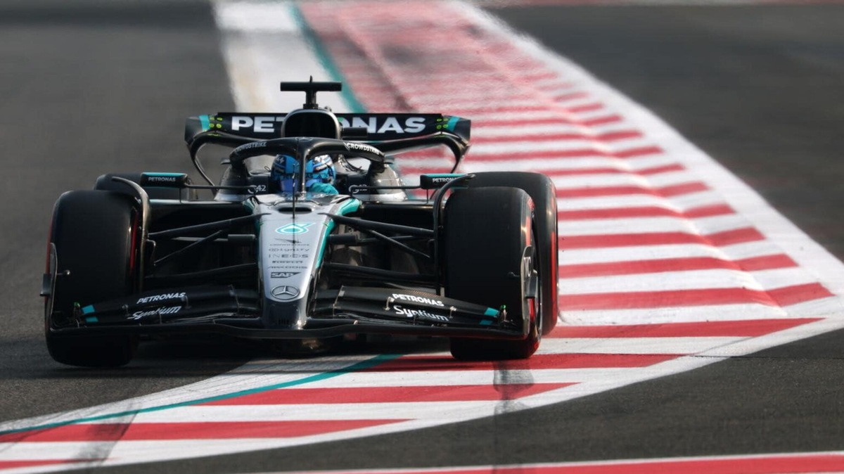 FP3, GP Abu Dhabi: Russell chiude davanti a Norris e Verstappen