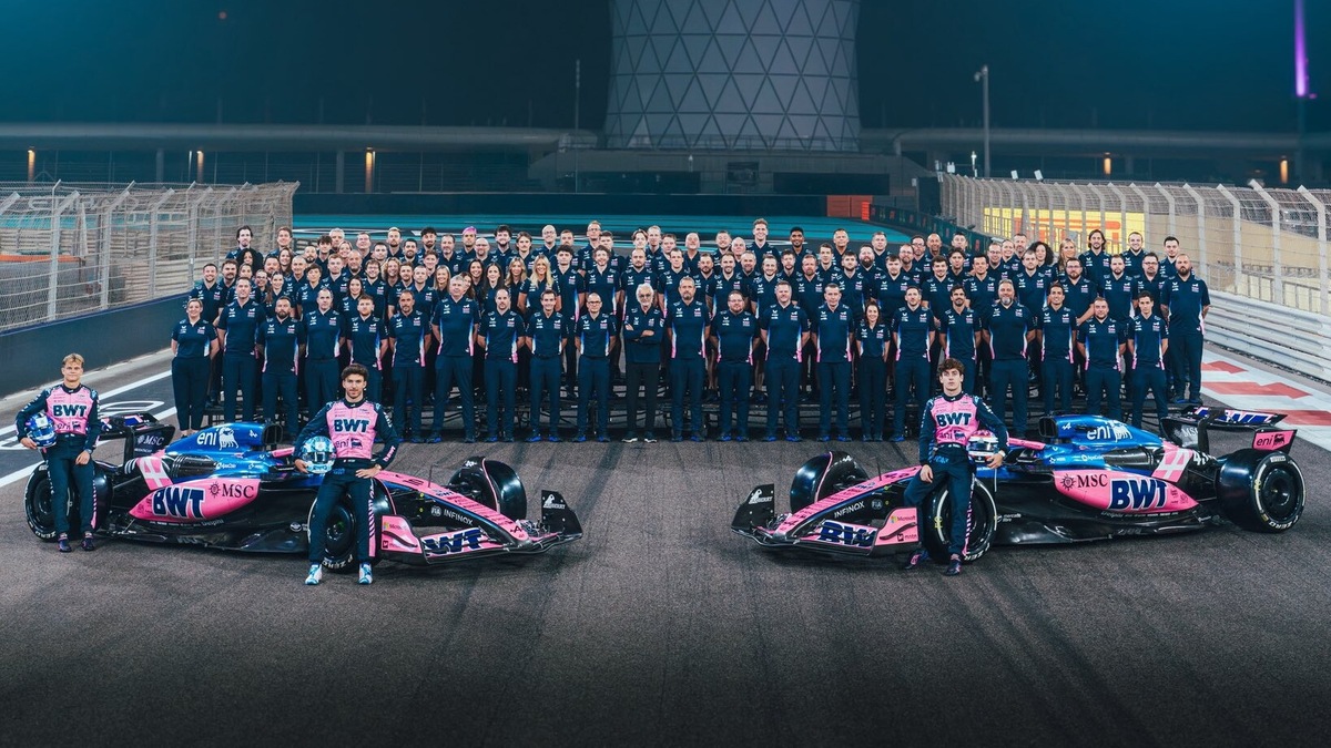 I protagonisti del 2025: le foto dei team a fine stagione