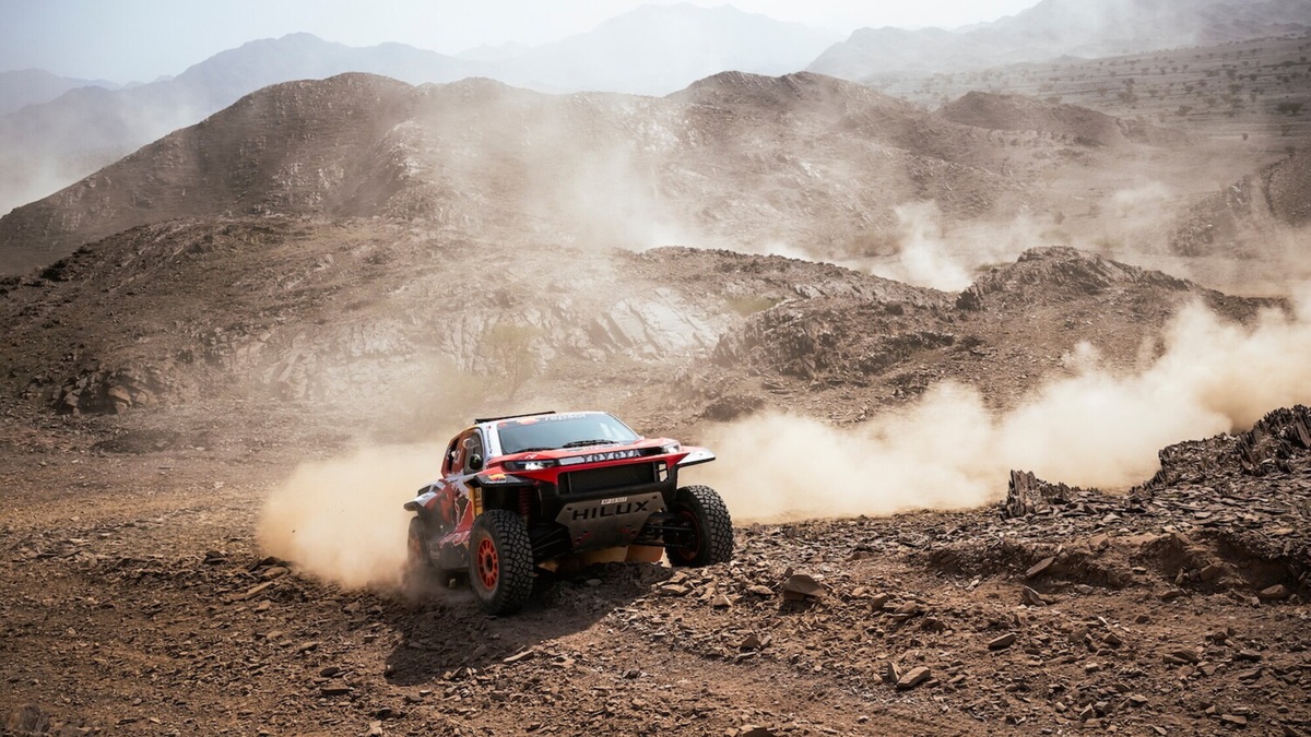 Dakar 2026, 2° tappa: Toyota sugli scudi, Al Attiyah dà appuntamento a domani