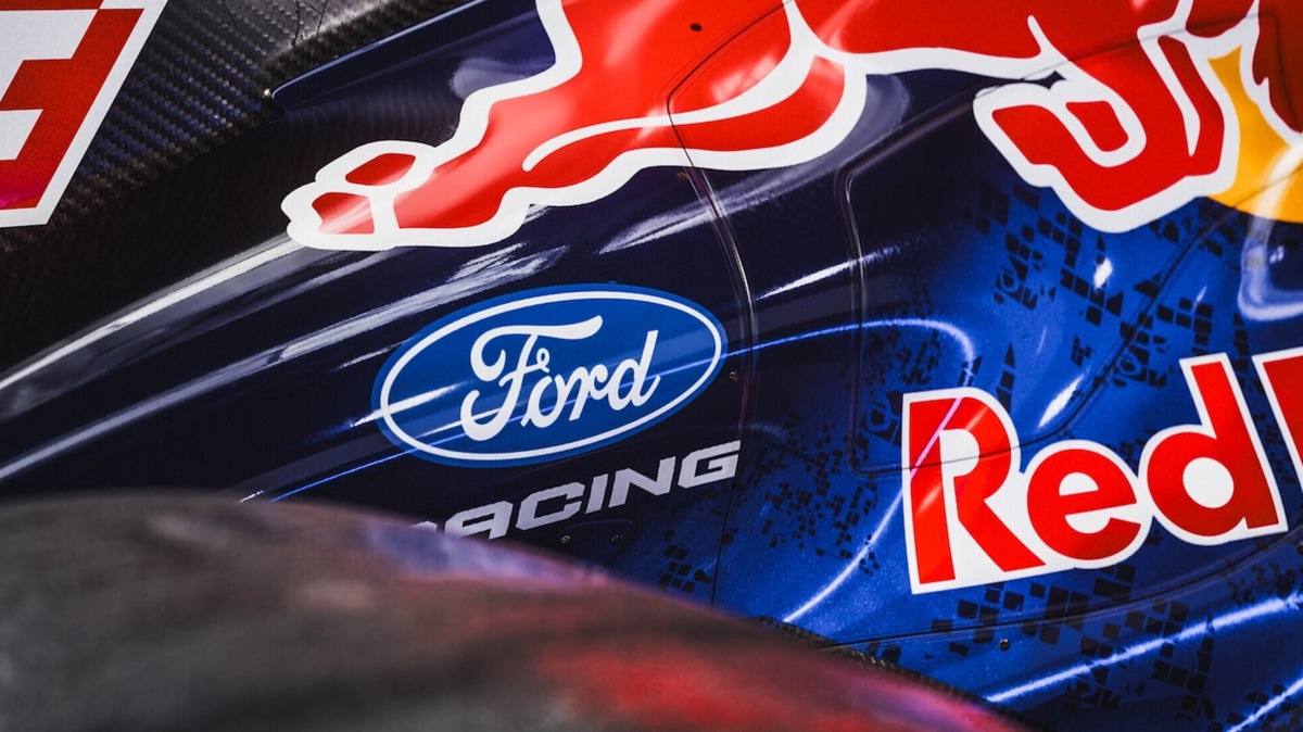 I campioni che hanno vinto con Ford: da Clark a Schumi, da Andretti a Ogier