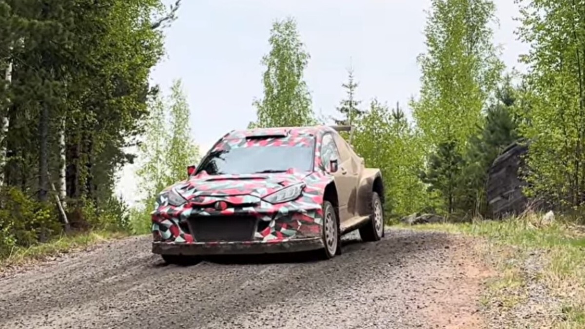 Toyota prosegue con i test in vista del 2027, Tanak sugli sterrati della Finlandia