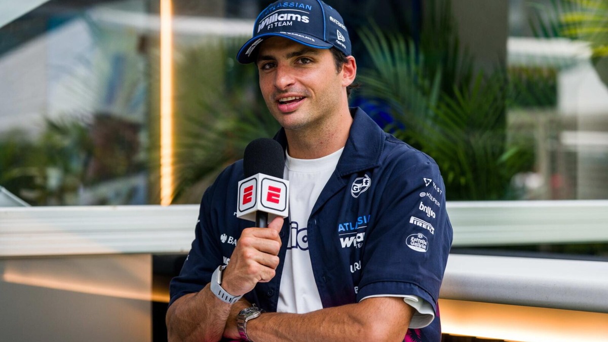 Sainz spinge per il ritorno ai vecchi motori: "La suddivisione 60:40 non basta"