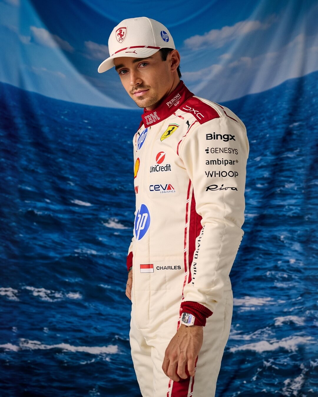 Leclerc, tuta speciale per il GP di casa con i colori di Monaco