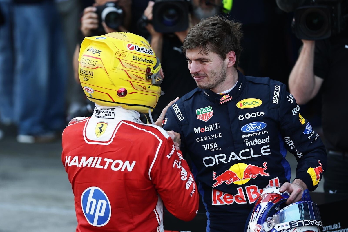 Lewis Hamilton vince la sua prima gara in Ferrari!
