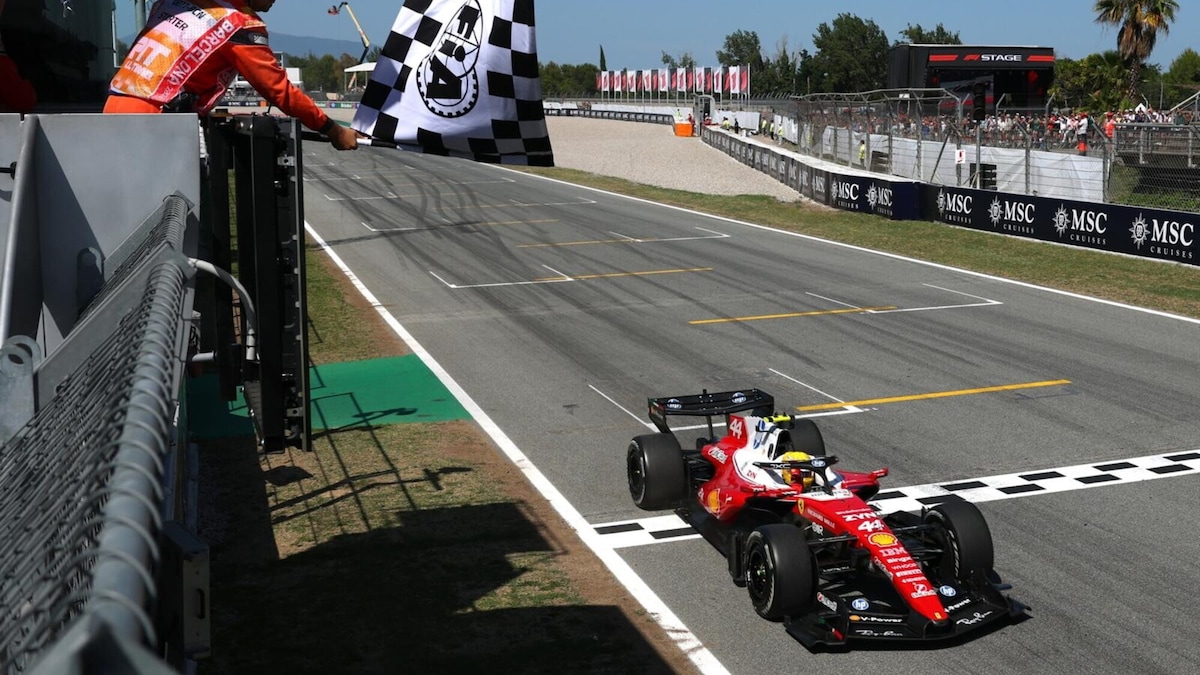 Lewis Hamilton vince la sua prima gara in Ferrari!