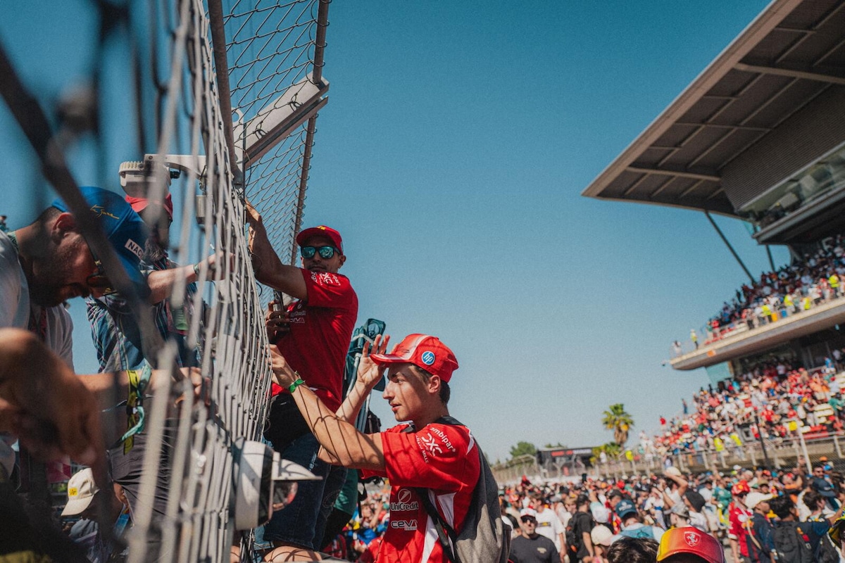 Barcellona celebra Hamilton: il calore dei tifosi dopo il trionfo