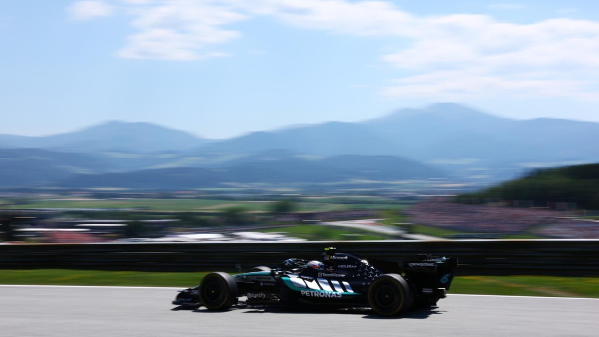 GP Austria, FP1: 1-2 Mercedes, poi Piastri