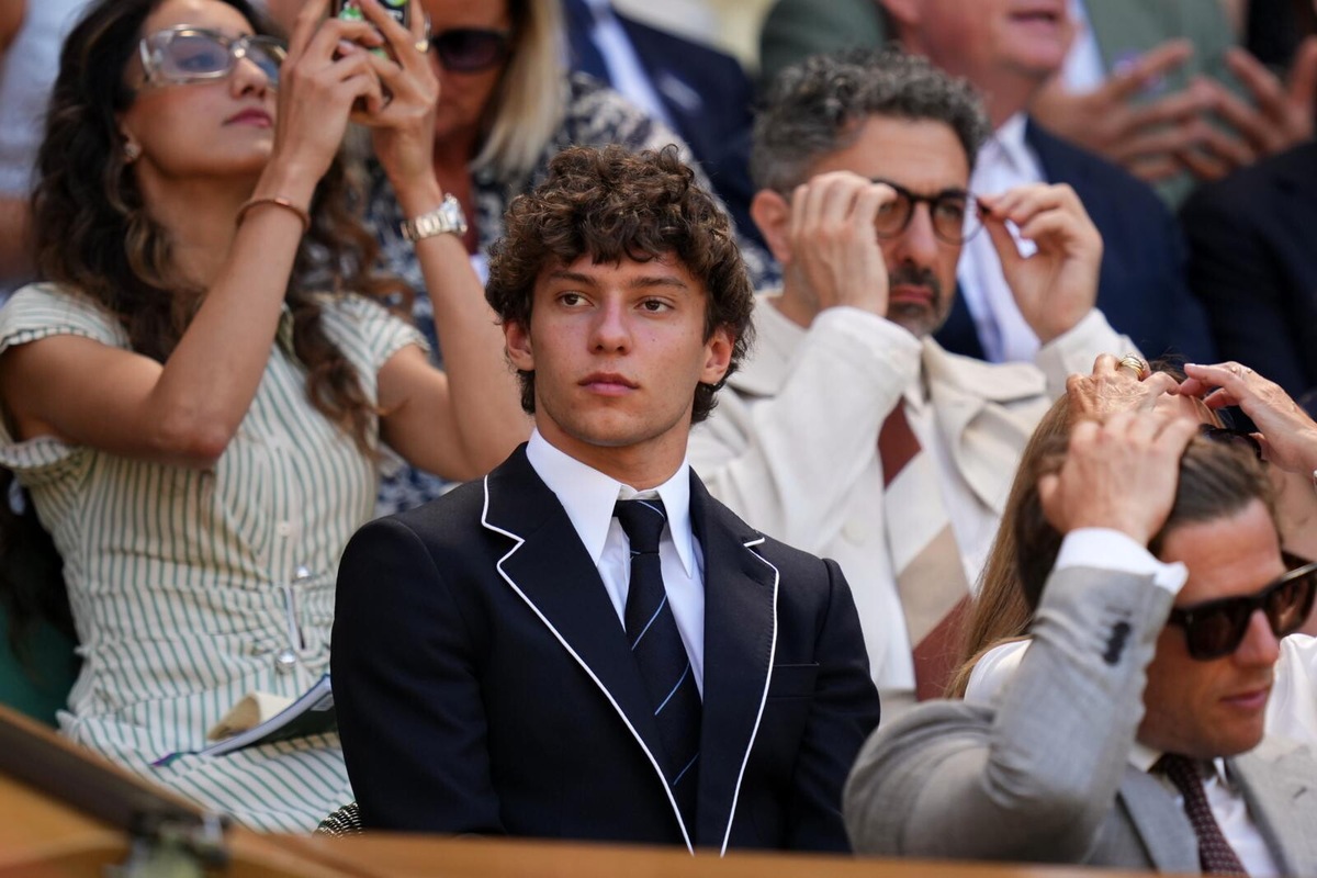 Antonelli vola a Wimbledon: guarda la partita di Jasmine Paolini con Federer