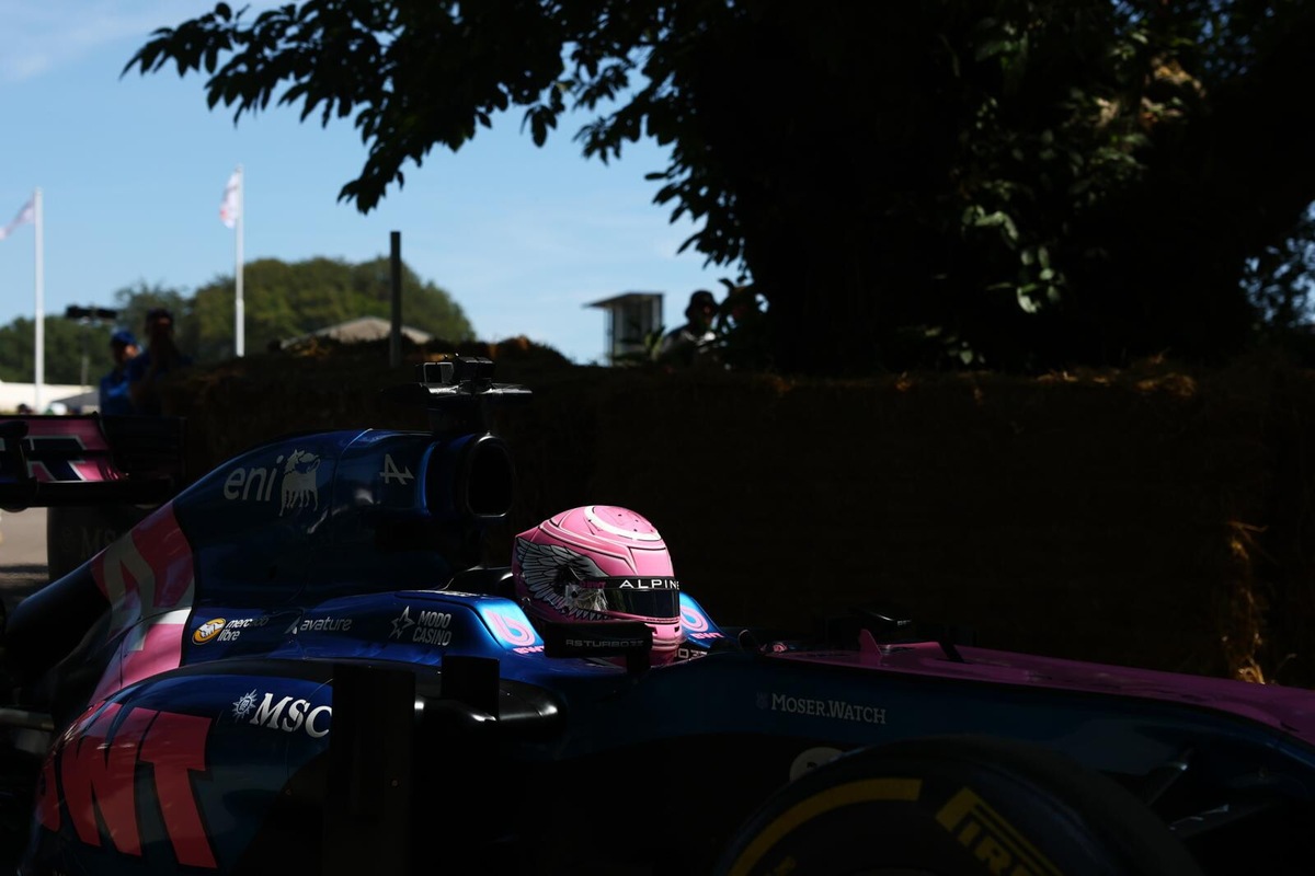 Nina Gademan protagonista a Goodwood con Alpine