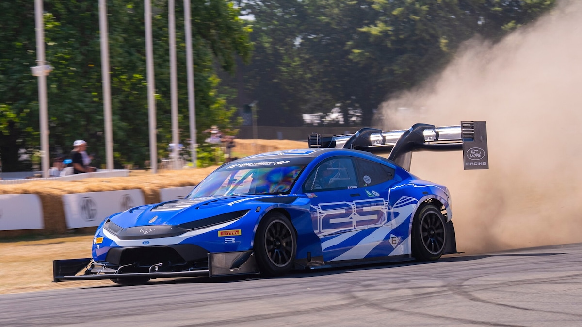 Dumas e la Super Ford elettrica vincono la shoot-out di Goodwood: la classifica