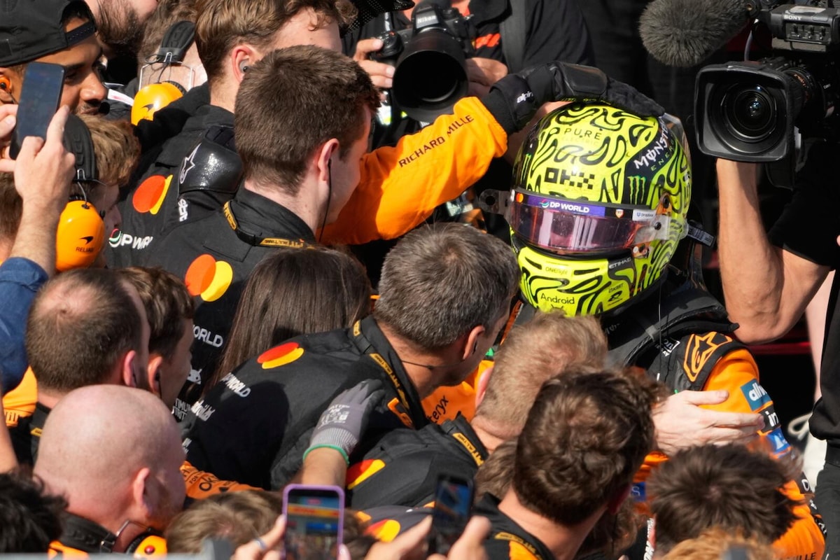 Il podio in Ungheria. La festa dei due campioni iridati e Antonelli