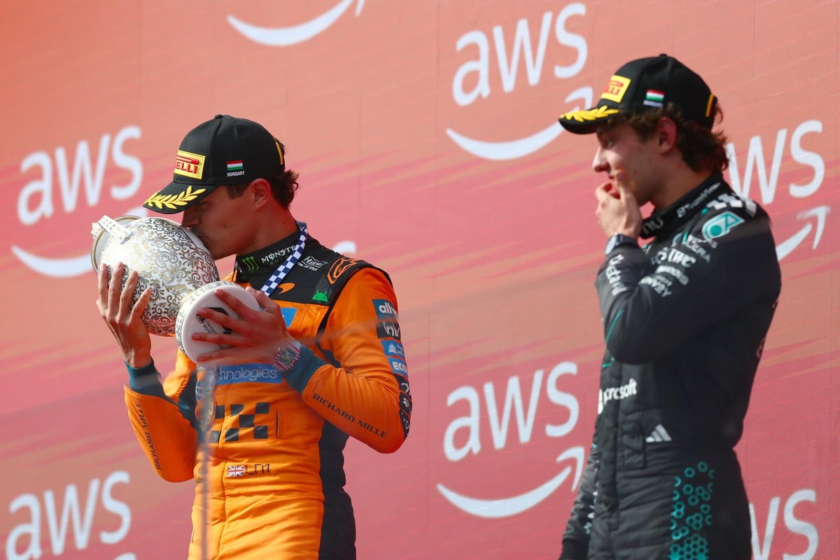 Il podio in Ungheria. La festa dei due campioni iridati e Antonelli