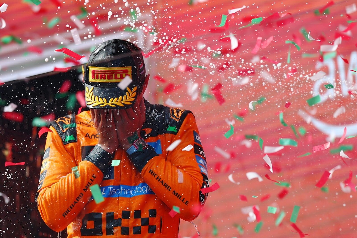 Il podio in Ungheria. La festa dei due campioni iridati e Antonelli