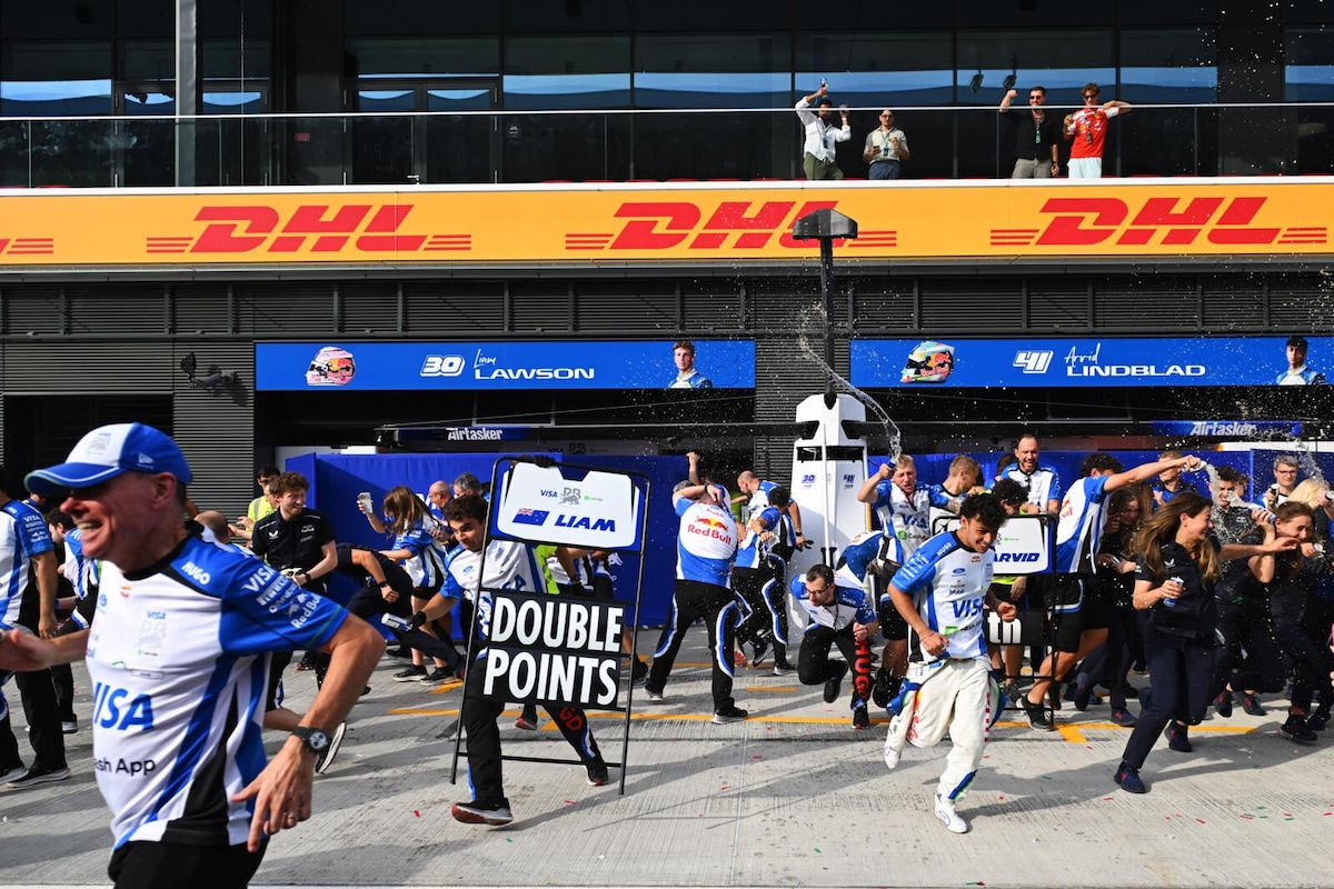 Racing Bulls festeggia il quinto posto in classifica