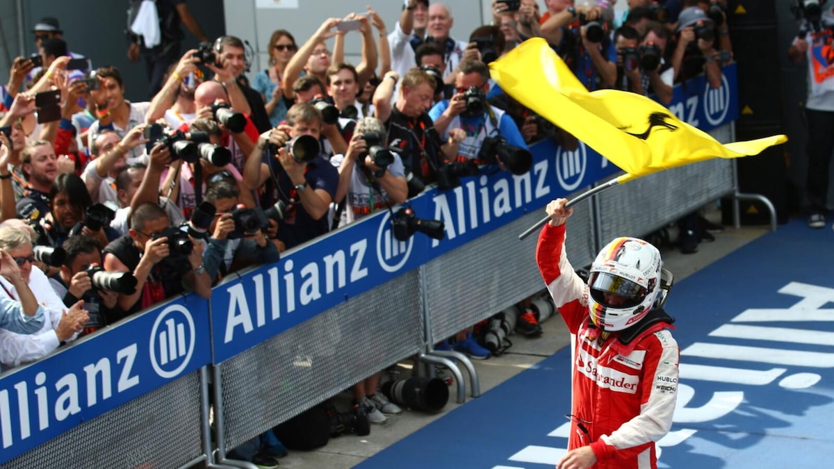 Ricordi da Sepang: un ritiro costato il titolo, la prima di Seb e la F1 da 100mila spettatori