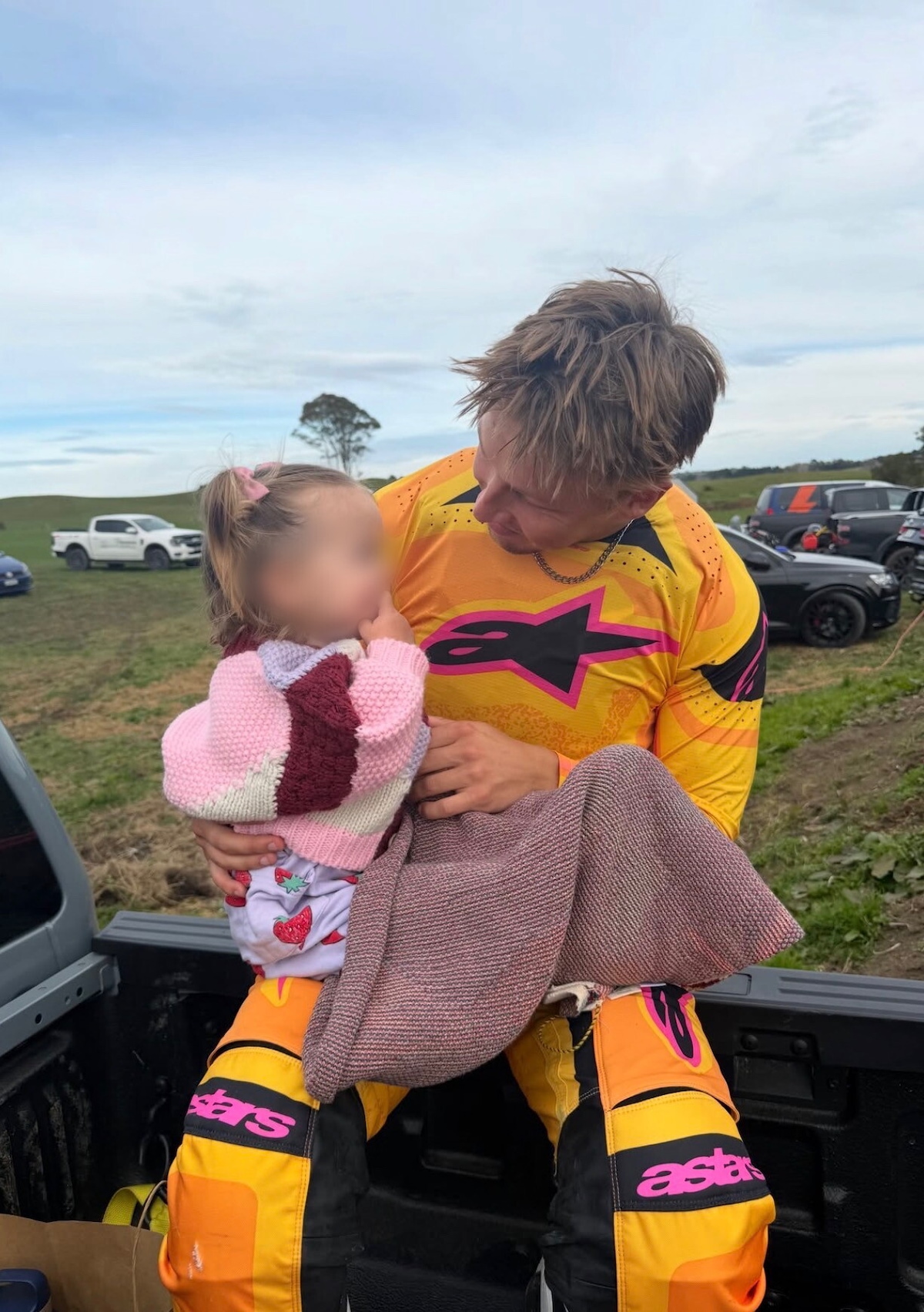 Liam Lawson: la pausa estiva con il motocross