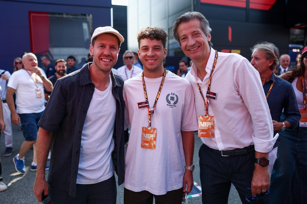 Vettel dà spettacolo a Monza con la Ferrari di Schumacher