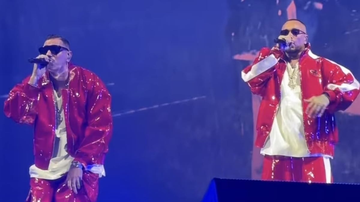 Guè e Marracash celebrano i 10 anni di Santeria in total look Ferrari