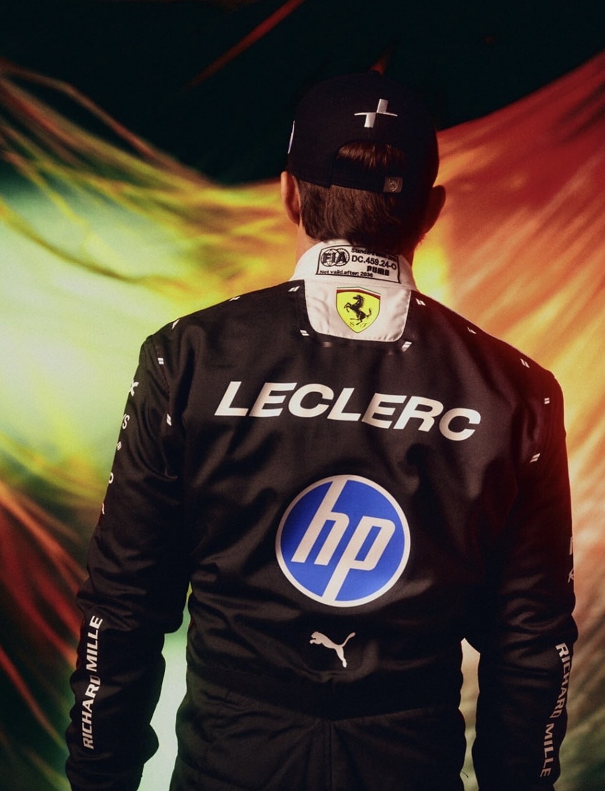 Charles Leclerc, il nuovo look per Singapore