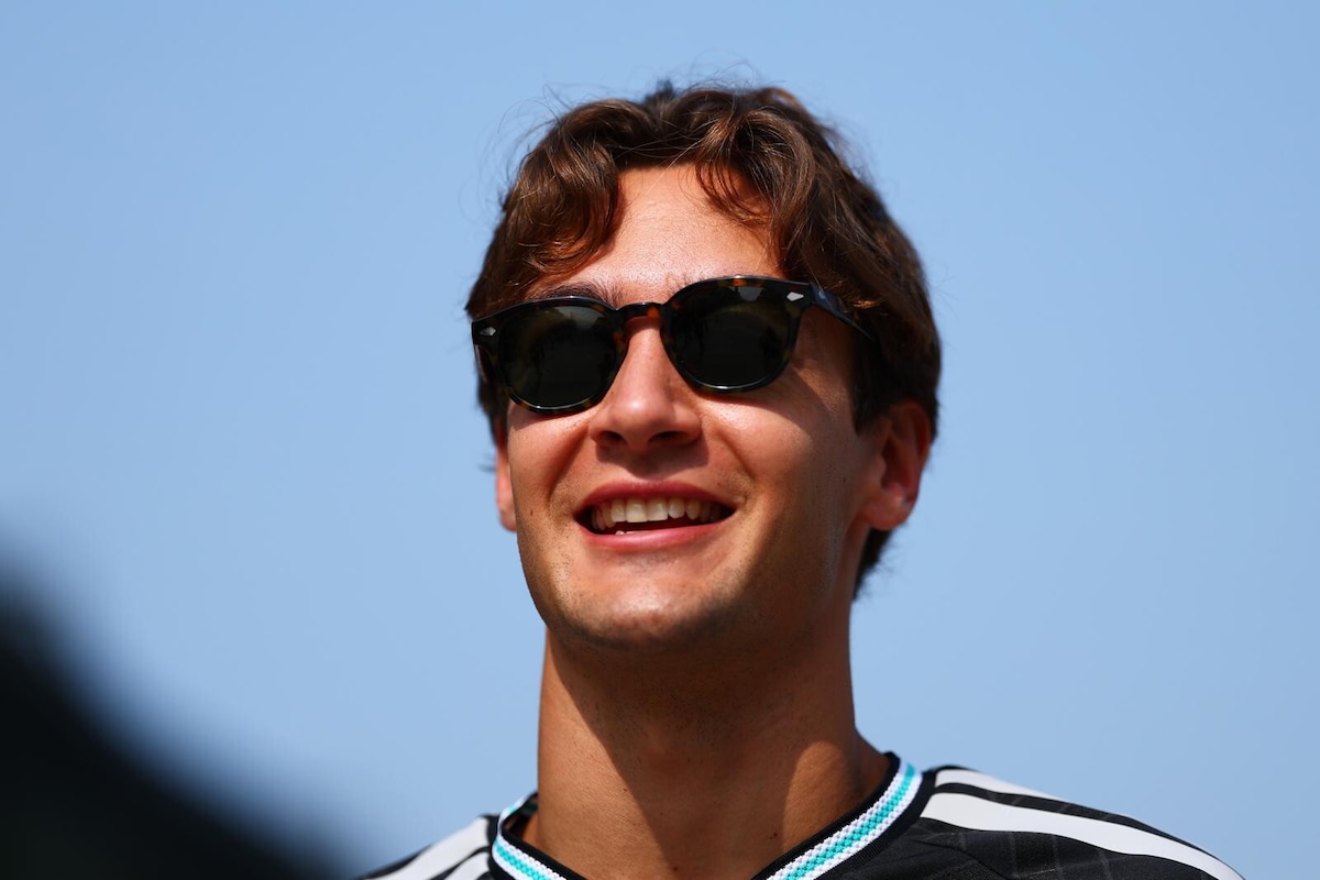 Si accendono i riflettori sul paddock di Sepang