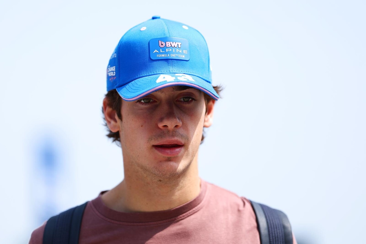 Si accendono i riflettori sul paddock di Sepang