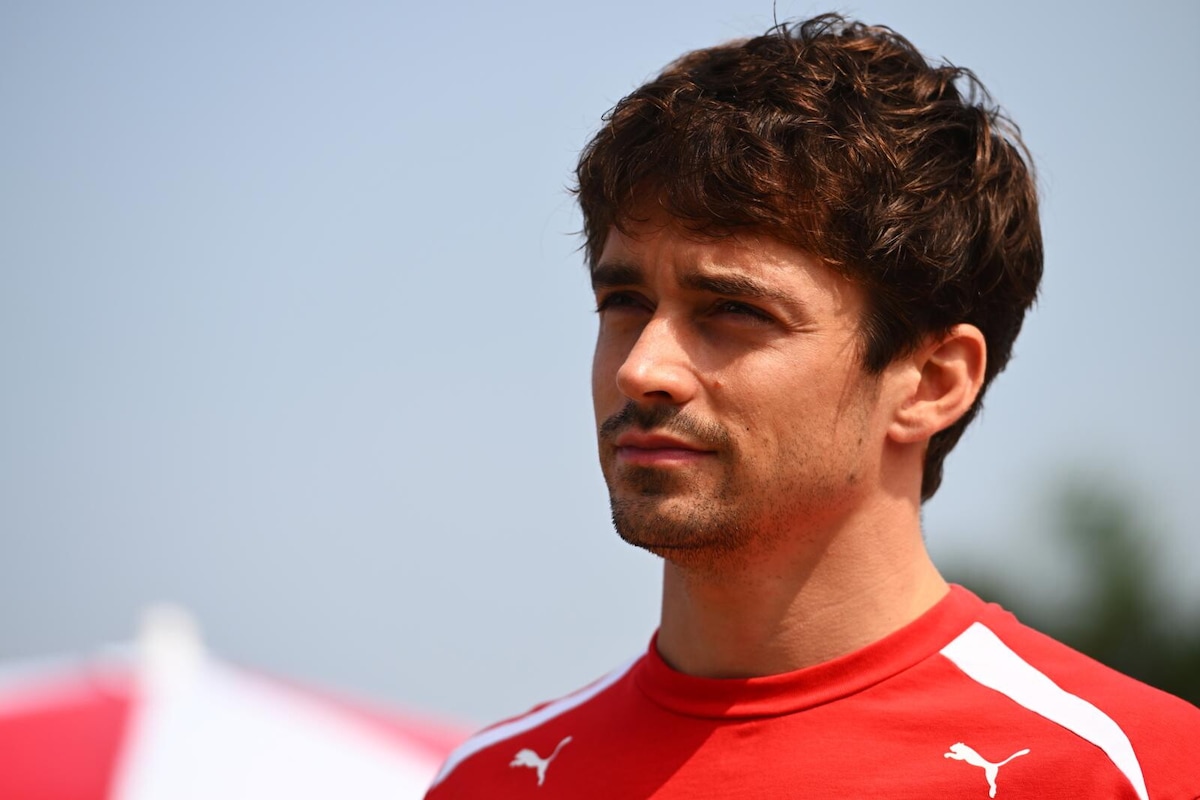 Si accendono i riflettori sul paddock di Sepang
