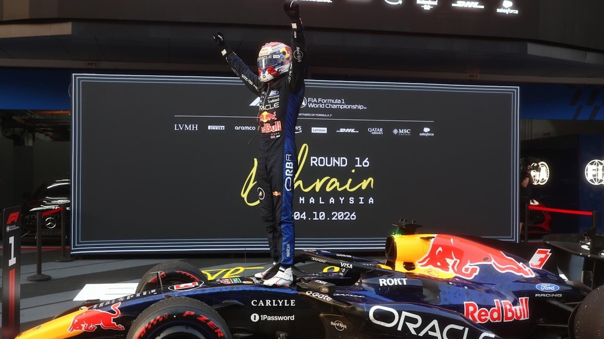 Verstappen, la RB22, il DM01: a Sepang è la storia Red Bull in diretta