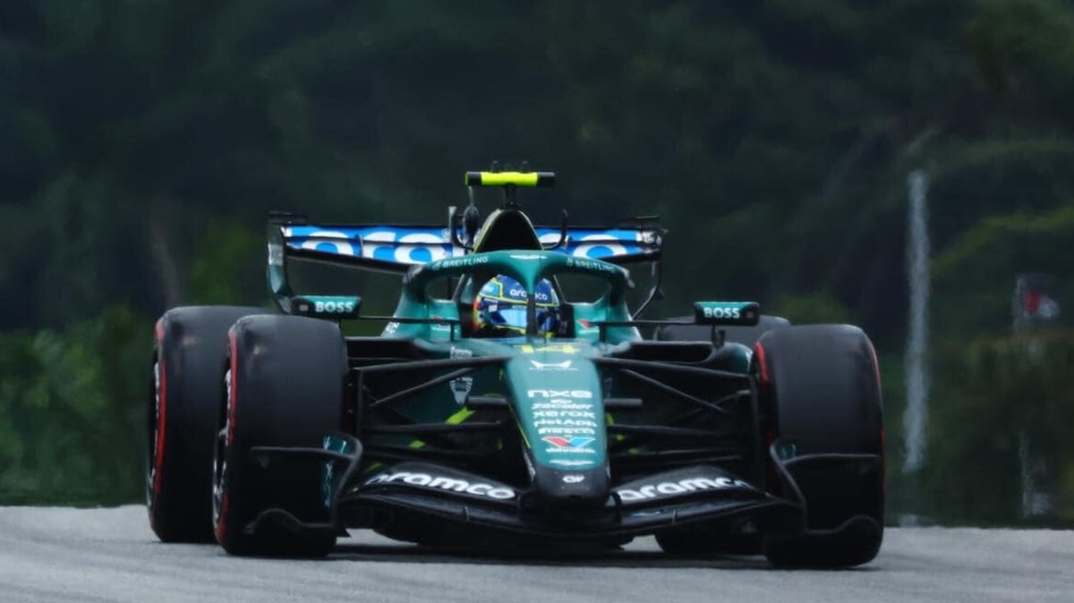 Aston Martin-Honda, sorrisi a Sepang tra Alonso, il carico della AMR26 e la PU Evo-2