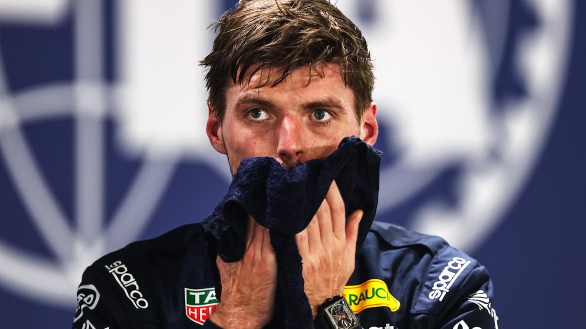 Verstappen in pole sprint a Singapore, Mercedes in crisi con gli aggiornamenti