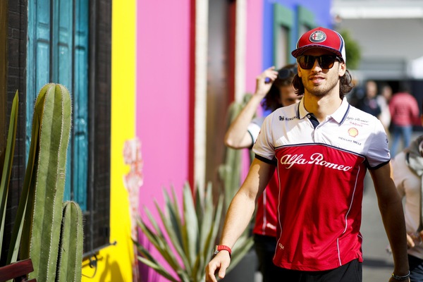 Giovinazzi, GP Messico: "Ancora nulla sul rinnovo"