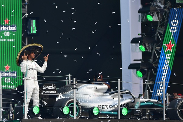 Hamilton, GP Messico: "Ottimo lavoro del team"