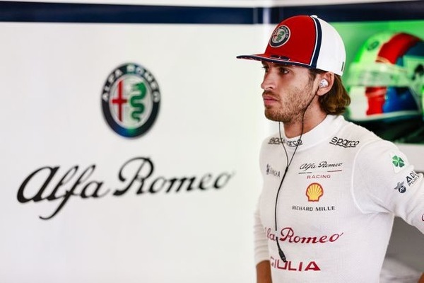 Antonio Giovinazzi ha rinnovato con Alfa Romeo