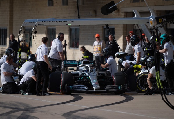 GP Brasile, Mercedes appena un po' meno soft