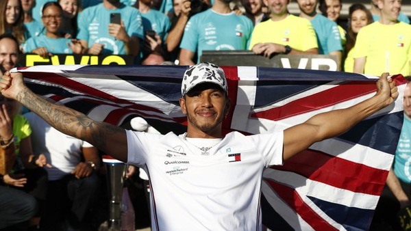 Hamilton, GP Brasile: futuro di Wolff importante per il rinnovo