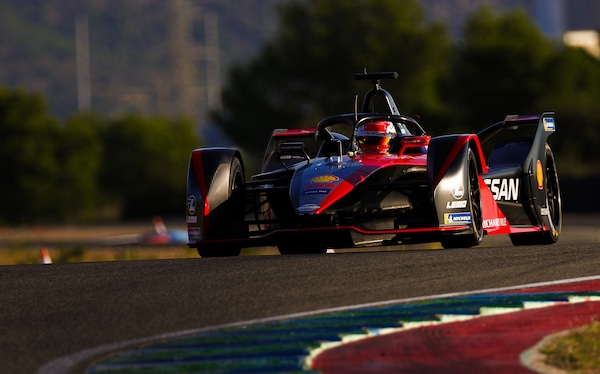 Formula E: Buemi, Nissan competitiva con il nuovo MGU