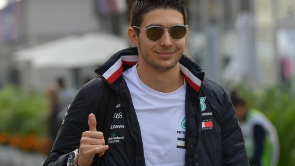 F1, Ocon ha l'ok Mercedes: test con Renault ad Abu Dhabi